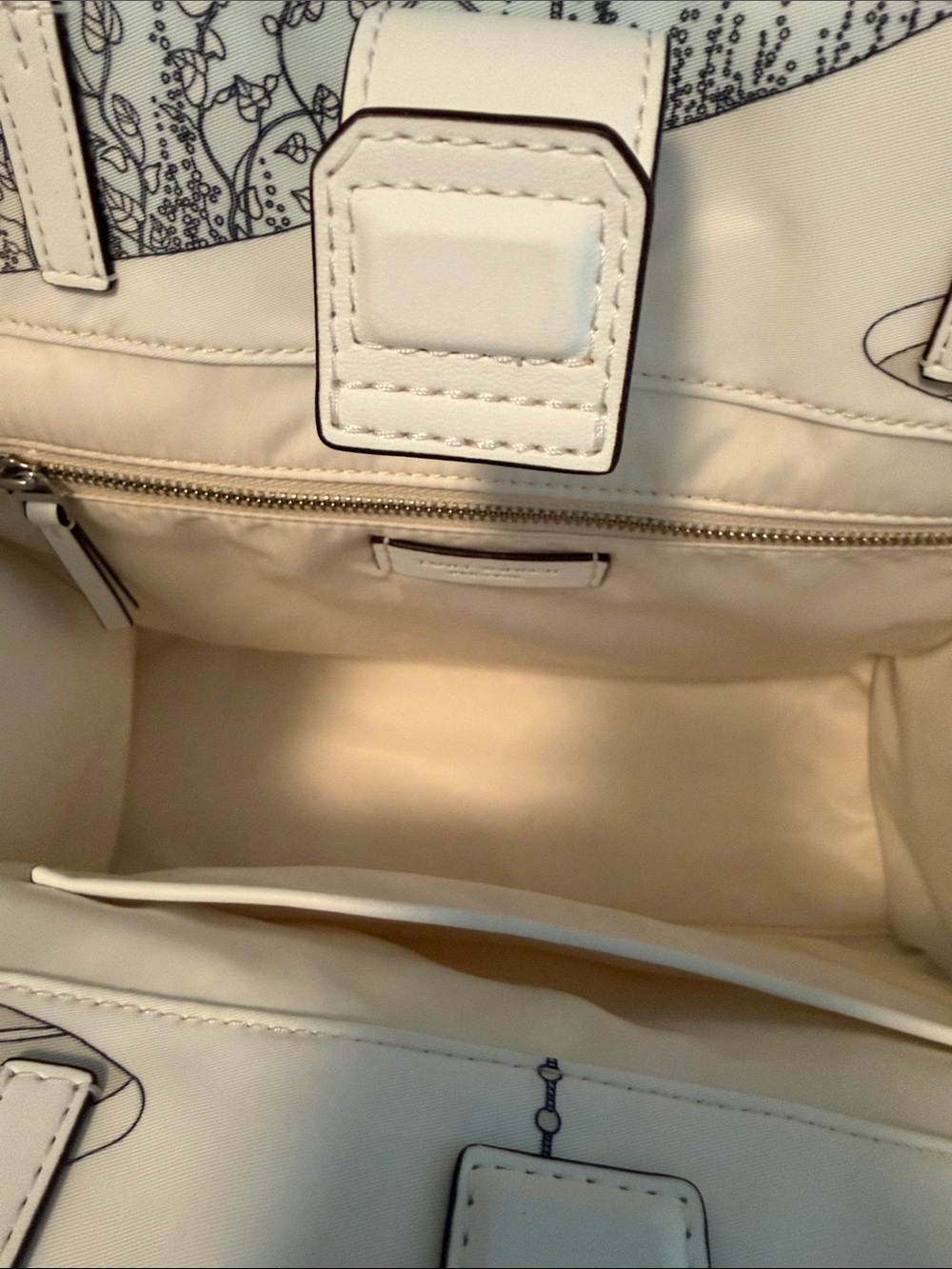 Tory Burch Pool Swan 🦢 Printed Ella Tote with Embossed Logo - Picture 9 of 13